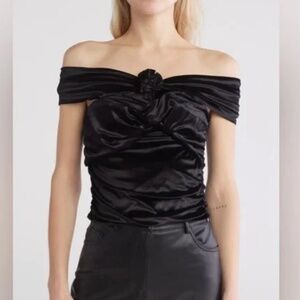 NWT- WAYF Rosette Off the Shoulder Velvet Top